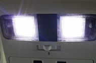 写真：レヴォーグVM#系用LEDフロントマップランプ・センタールームランプ